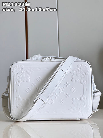 Luxe Carry - LV Bags - 15437