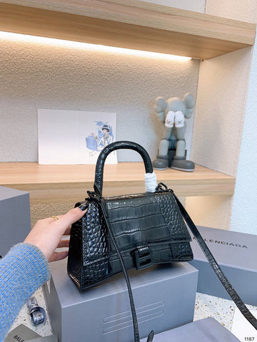 Luxe Carry - BGA Bags - 1590