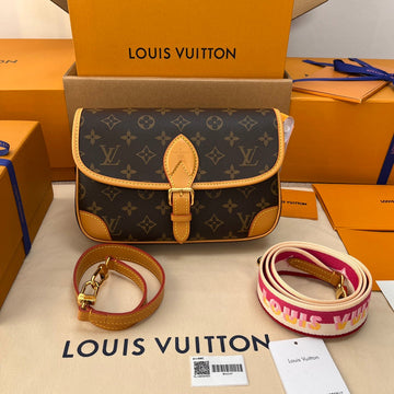 Luxe Carry - LV Bags - 15840