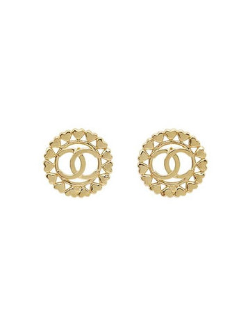 CC Logo Round Heart Earrings Gold Chanel