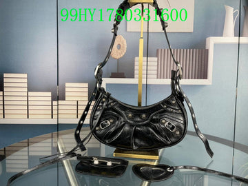 Luxe Carry - BGA Bags - 2341