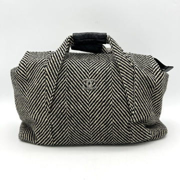 Top Quality Chanel Wool Calfskin CC Chevron All Day Long Boston Black White ITAVO2T77FXD