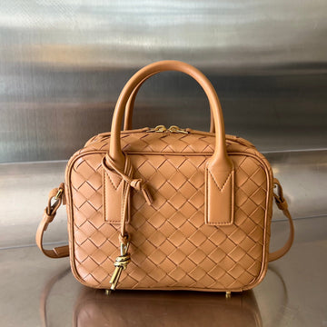 BV GETAWAY SMALL 23CM BROWN LAMBSKIN Luxe Carry Bags