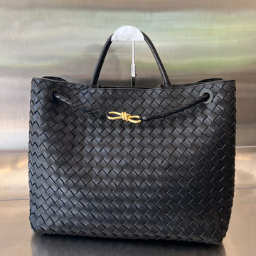 BV LARGE ANDIAMO 45CM BLACK LAMBSKIN Luxe Carry Bags