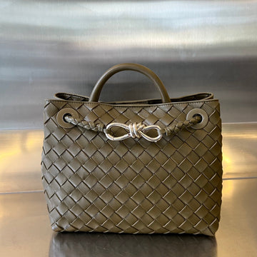 BV SMALL ANDIAMO 25CM DARK OLIVE LAMBSKIN Luxe Carry Bags