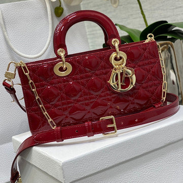 MEDIUM LADY D-JOY 26 RED PATENT CALFSKIN Luxe Carry