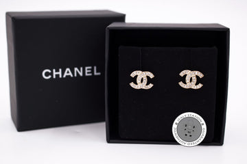 Top Quality Chanel A88429 Y0200 Gold Metal S Earrings Ghw