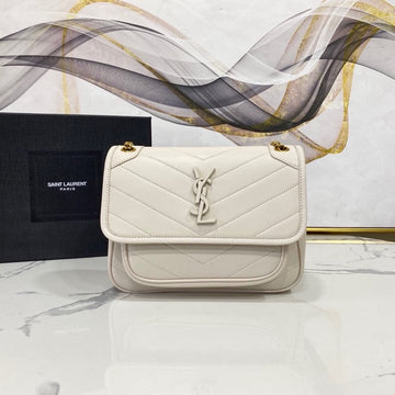 Luxe Carry - YSL Bag - 2443