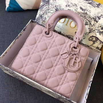MEDIUM LADY 20 BAG IN LIGHT PINK CALFSKIN Luxe Carry