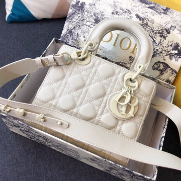 MEDIUM LADY 20 BAG IN WHITE CALFSKIN By Luxe Carry