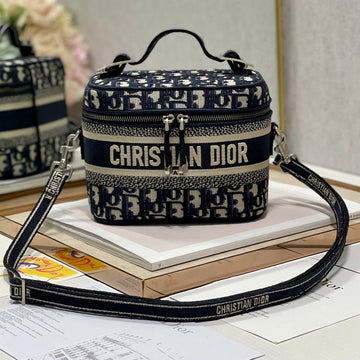 CROSSBODY MINI 18 VANITY CASE IN BLACK MONOGRAM OBLIQUE JACQUARD Luxe Carry Bags