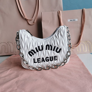 MATELASSÉ 21 BAG IN WHITE SATIN Luxe Carry