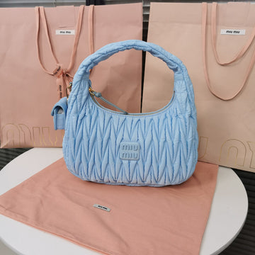 WANDER 28 BAG IN BLUE MINT ECO - FRIENDLY NYLON Luxe Carry