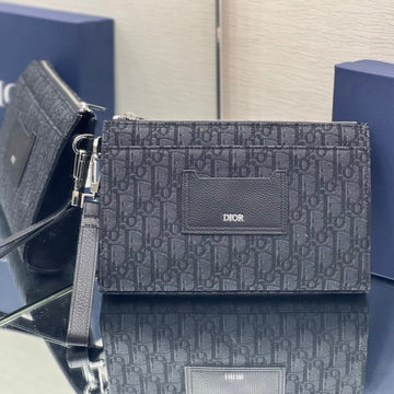 SADDLE 28 BAG IN BLACK OBLIQUE JACQUARD Luxe Carry Bags