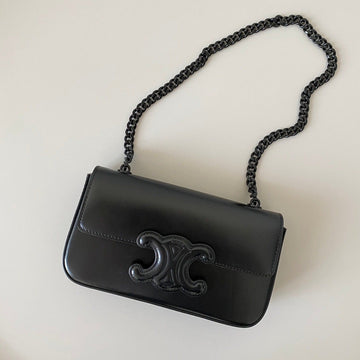 20 CHAIN EMBOSSED ARMPIT BAG FULL BLACK CALFSKIN Luxe Carry