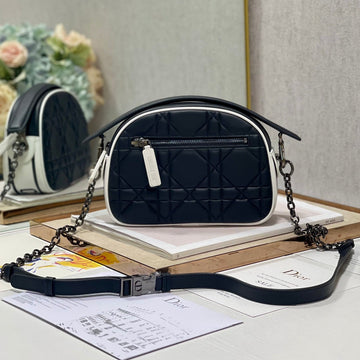 VIBE HOBO 22 BAG IN BLACK CALFSKIN Luxe Carry