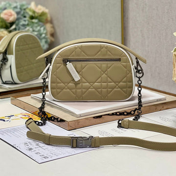 VIBE HOBO 22 BAG IN ECRU BEIGE CALFSKIN Luxe Carry