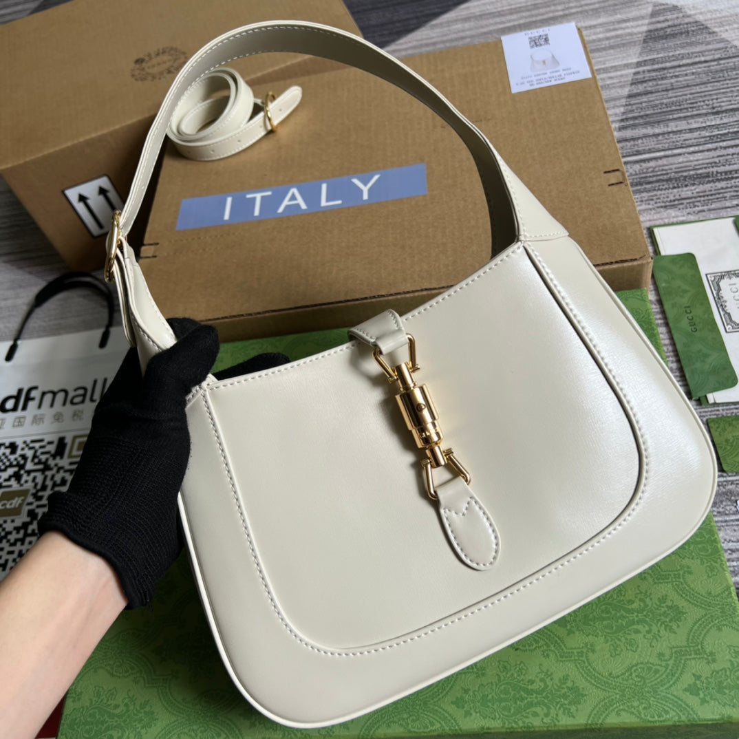 GG JACKIE SMALL 28 SHOULDER BAG IN WHITE CALFSKIN Luxe Carry