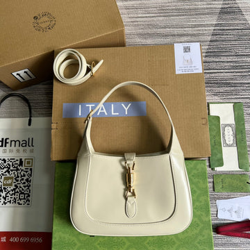 GG JACKIE SMALL 28 SHOULDER BAG IN WHITE CALFSKIN Luxe Carry