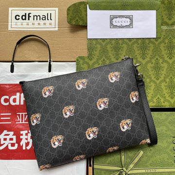 CLUTCH WITH TIGER PRINT 30 IN BLACK MONOGRAM CANVAS by Luxe Carry