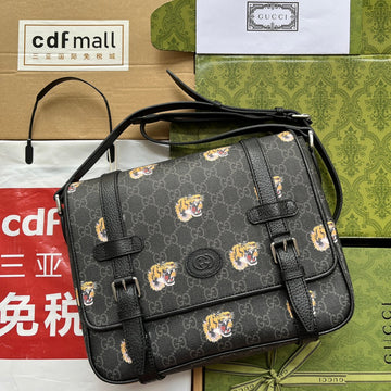 TIGER PRINT MESSENGER BAG 28 IN BLACK CANVAS AND LEATHER TRIM Luxe Carry Bags