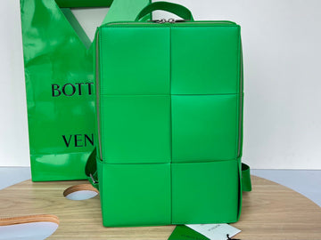 WOVEN BACKPACK 34 IN EMERALD GREEN LAMBSKIN Luxe Carry Bags