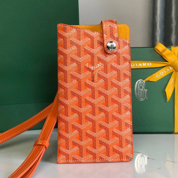 MONTMARTRE GM CASE 18 IN ORANGE GOYARDINE CANVAS Luxe Carry