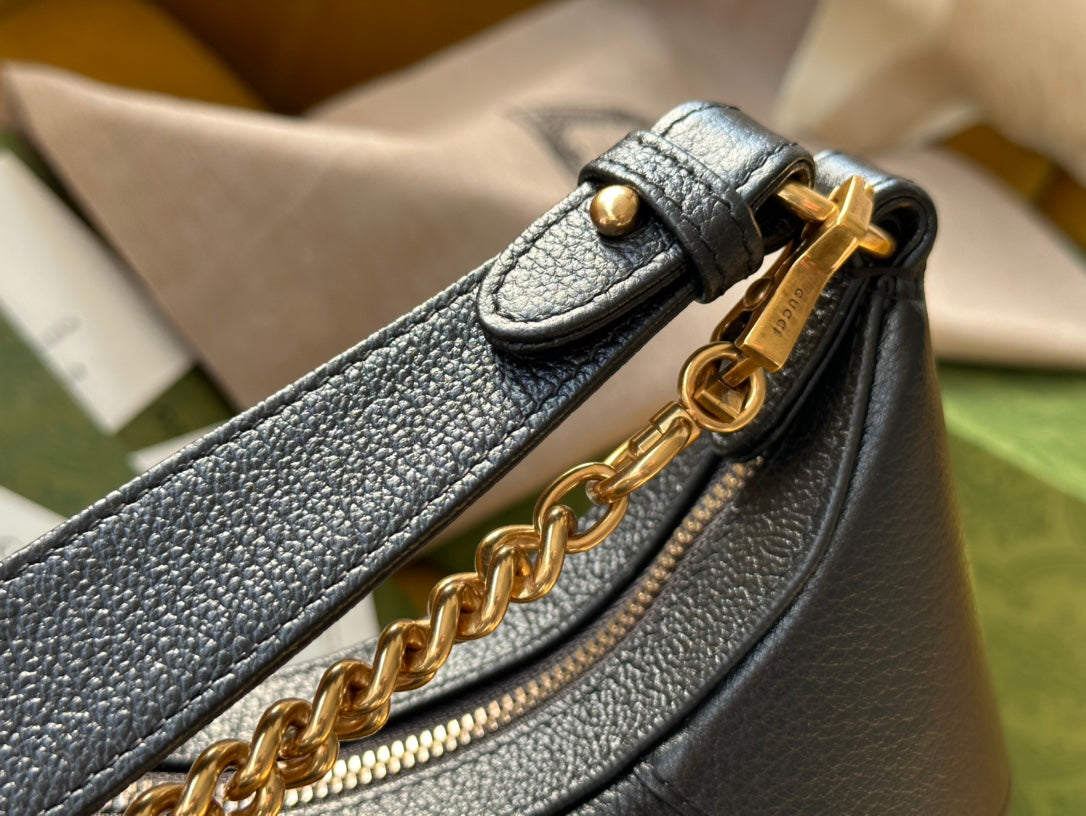 SHOULDER BAG 25 IN BLACK LAMBSKIN GOLD HARDWARE by Luxe Carry