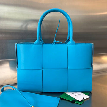 SMALL ARCO TOTE 30 IN CERULEAN BLUE LAMBSKIN Luxe Carry Bags