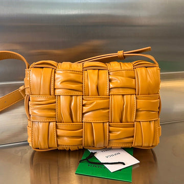 CASSETTE 28 IN SANDSTONE ORANGE SOFT LAMBSKIN Luxe Carry