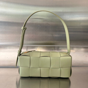 BRICK CASSETTE 28 IN GIN GREEN CALFSKIN Luxe Carry