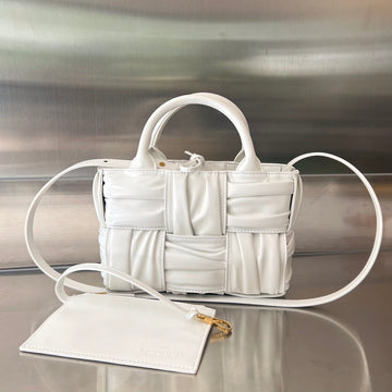 CANDY ARCO TOTE 20 IN WHITE SOFT LAMBSKIN by Luxe Carry