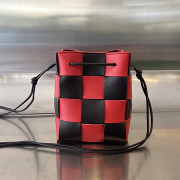 SMALL CASSETTE BUCKET 18 IN RED MIX BLACK CALFSKIN Luxe Carry