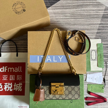 PADLOCK 22 SMALL GG BAG IN BLACK CALFSKIN AND BEIGE CANVAS Luxe Carry