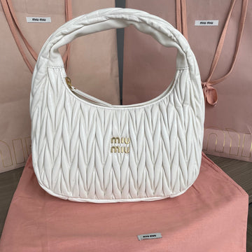 WANDER 29 BAG IN WHITE LAMBSKIN Luxe Carry Bags