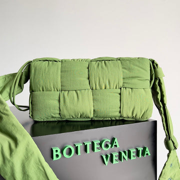 BV CASSETTE 32 BAG IN GREEN FERN POLYAMIDE by Luxe Carry