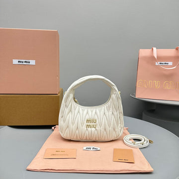 MINI HOBO 20 BAG IN WHITE SHEEPSKIN Luxe Carry