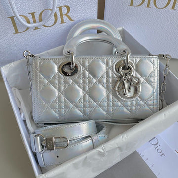 D-JOY BAG 22 IN SILVER LAMBSKIN Luxe Carry Bags
