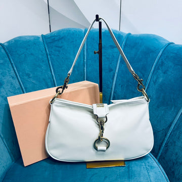 SHOULDER BAG 33 IN WHITE CALFSKIN GOLD HARDWARE Luxe Carry Bags