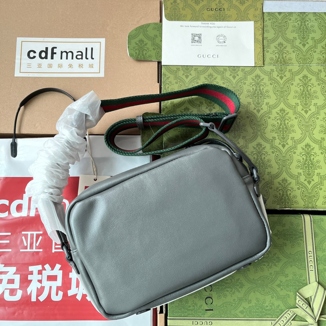 SHOULDER BAG 23 IN GRAY CALFSKIN Luxe Carry Bags