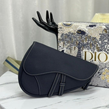 SADDLE 28 BAG IN BLACK LAMBSKIN Luxe Carry