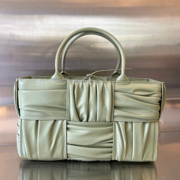 SMALL ARCO TOTE 30 IN TRAVERTINE SOFT LAMBSKIN Luxe Carry