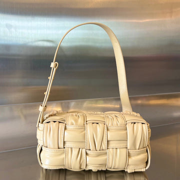 SMALL BRICK CASSETTE 23 IN BLOND BEIGE SOFT LAMBSKIN Luxe Carry