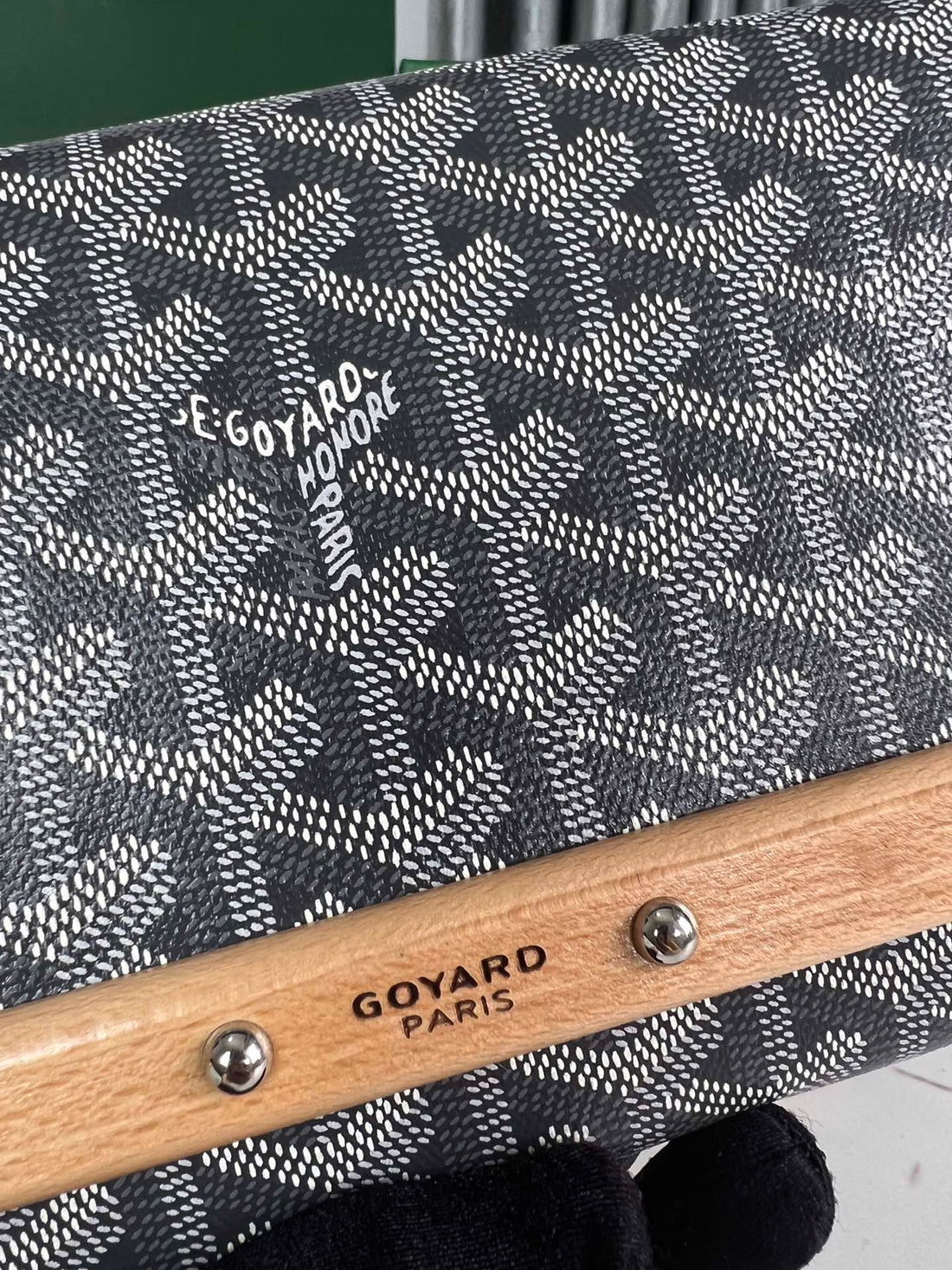 MONTE-CARLO PM CLUTCH 25 IN GRAY GOYARDINE CANVAS by Luxe Carry