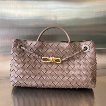 SMALL ANDIAMO 29 IN BEAVER BROWN LAMBSKIN Luxe Carry