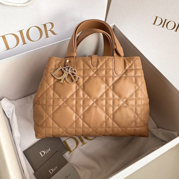 TOUJOURS 28 BAG IN CAMEL BEIGE LAMBSKIN Luxe Carry Bags