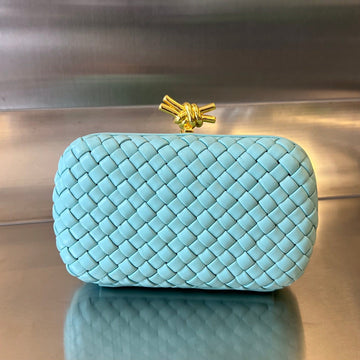 KNOT 20 IN BLUE PASTEL LAMBSKIN Luxe Carry