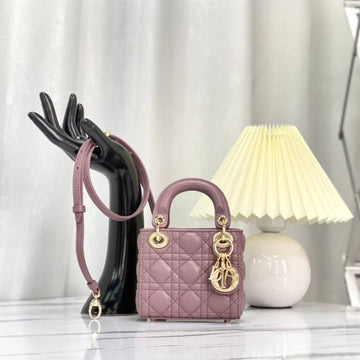 MICRO LADY 12 BAG IN LIGHT PURPLE LAMBSKIN Luxe Carry Bags