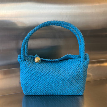 TOSCA 27 BAG IN AZURE BLUE CALFSKIN Luxe Carry