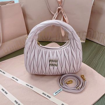 WANDER MATELASSÉ NAPPA HOBO BAG 23 IN PASTEL PINK LAMBSKIN By Luxe Carry